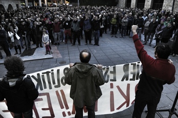 Lopez Peñaren heriotzaren harira, Galdakaon egindako manifestazioa. (ARGAZKI PRESS)