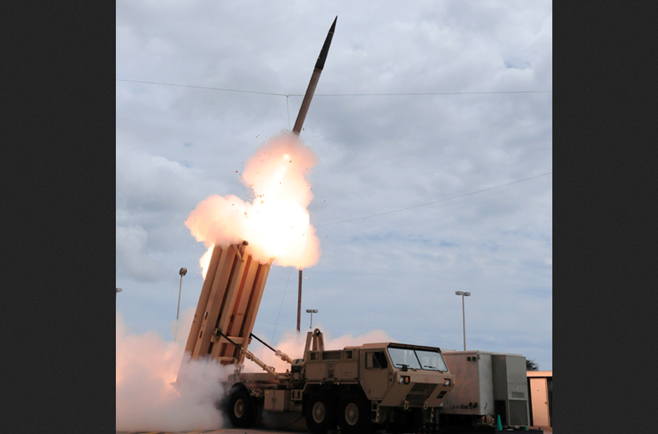 3 de abril. EEUU anuncia que ha preparado baterías de misiles en la isla de Guam, para defenderse ante un eventual ataque norcoreano. (AFP PHOTO)
