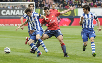 Osasunak ez du asmatu Espanyoli aurre egiten. (Jagoba MANTEROLA / ARGAZKI PRESS)