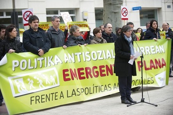 Los parlamentarios de EH Bildu han comparecido ante el Departamento de Empleo de Lakua. (Juanan RUIZ/ARGAZKI PRESS)