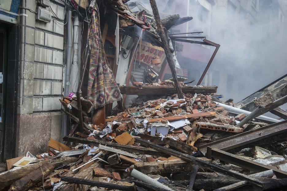 Kalte ugari eragin ditu suteak. (Luis JAUREGIALTZO/ARGAZKI PRESS)