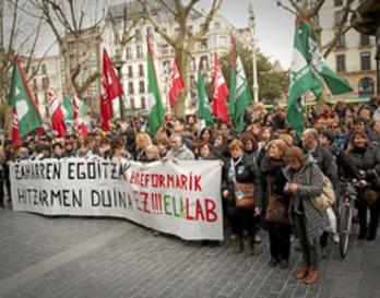 Concentración de protesta realizada por los sindicatos. (ARGAZKI PRESS)