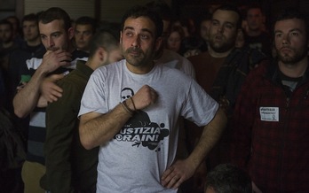 Fotografía tomada durante la presentación del documental ‘Micro abierto’, un homenaje a Iñigo Cabacas. (Luis JAUREGIALTZO/ARGAZKI PRESS)