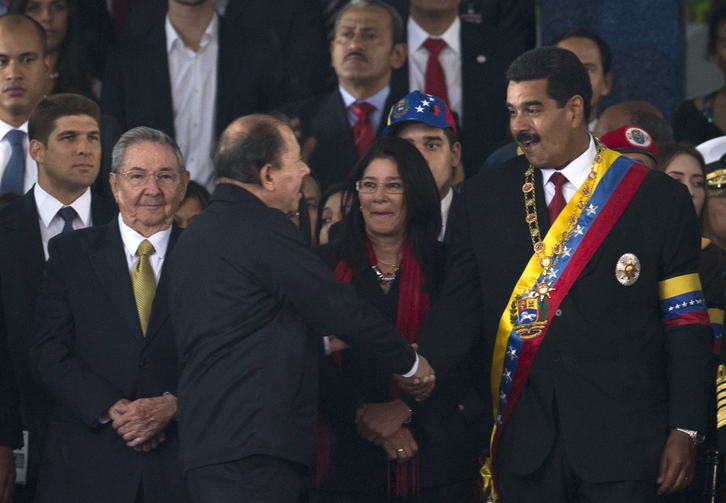 Maduro fue investido presidente el viernes. (Ronaldo SCHEMIDT / AFP)
