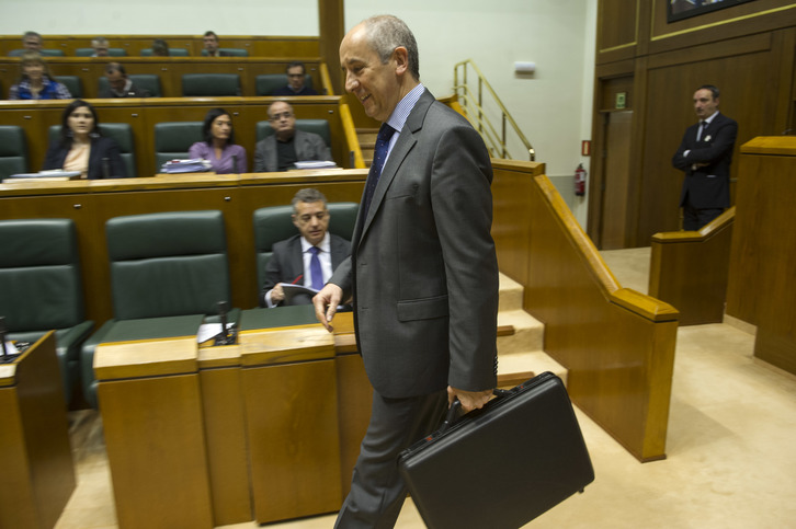 Erkoreka en el Parlamento de Gasteiz. (Juanan RUIZ / ARGAZKI PRESS)