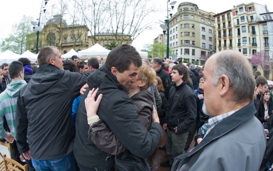Imanol Vicente, Auzitegi Gorenaren sententzia ezagutu eta gero burututako agerraldi publikoaren ondoren. (Jon URBE/ARGAZKI PRESS)