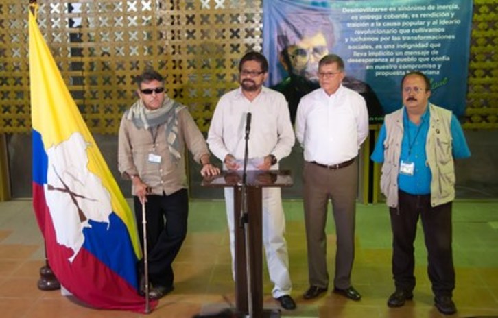 Jesús Santrich, Iván Márquez, Rodrigo Granda y Andrés Paris, negociadores de las FARC. (Adalberto ROQUE/AFP PHOTO)