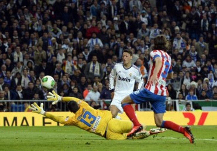 Final de Copa disputado entre el Real Madrid y el Atlético, con triunfo para el conjunto rojiblanco. (Pierre-Philippe MARCOU/AFP)