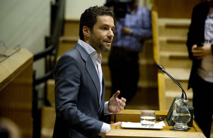 Borja Sémper, el pasado jueves en el Parlamento de Gasteiz. (Raúl BOGAJO/ARGAZKI PRESS)