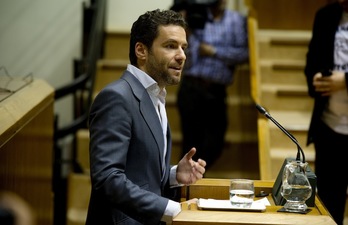 Borja Sémper, el pasado jueves en el Parlamento de Gasteiz. (Raúl BOGAJO/ARGAZKI PRESS)