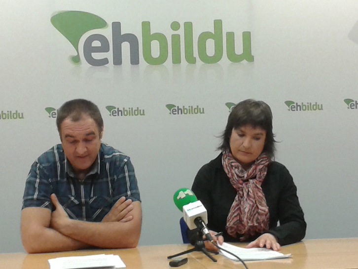 Imagen de la rueda de prensa que ha ofrecido EH Bildu en Bilbo. (NAIZ.INFO)