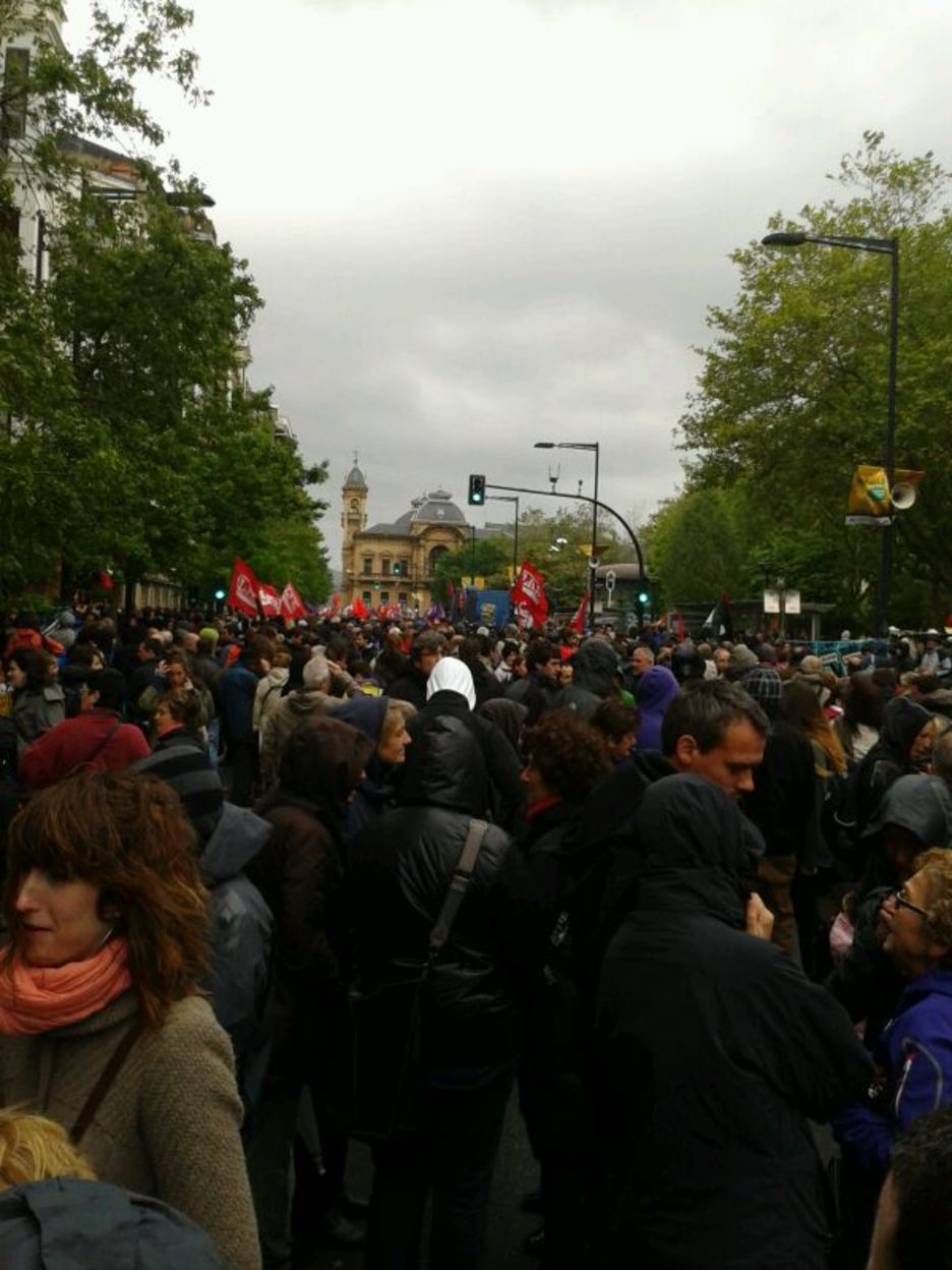 Jendetza batu da Bulebarrean, amaiera ekitaldian. (@GARAZIKAMIO)