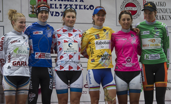 Emakumeen Birak utzi duen lehenengo podioa. (Luis JAUREGIALTZO/ARGAZKI PRESS)