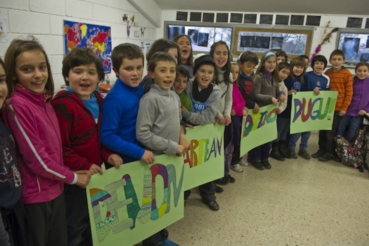 Lodosako Ibaialde Ikastolako haurrak artxiboko irudi batean. (Lander Fdz. ARROIABE/ARGAZKI PRESS)