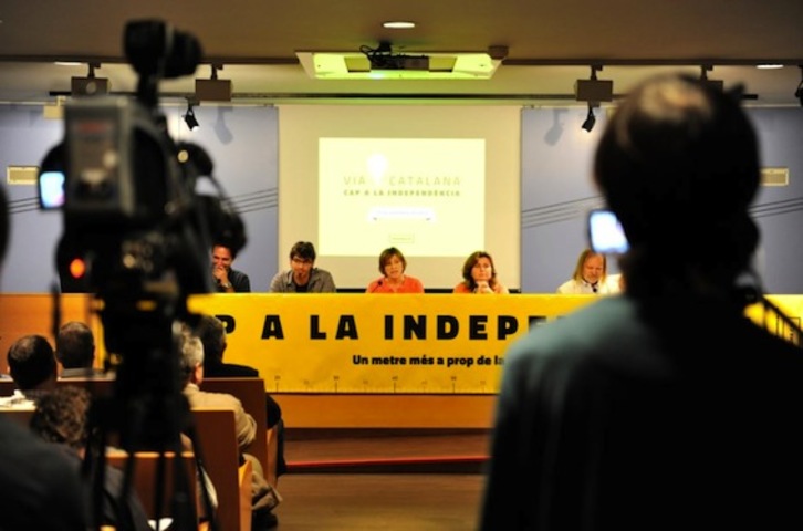 Presentación de la cadena humana del 11 de setiembre en el Museu d'Historia de Catalunya. (Galdric PEÑARROJA)