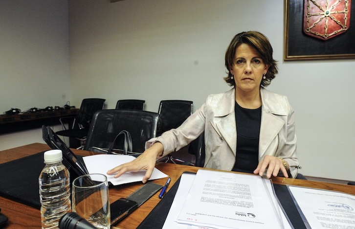 La presidenta navarra, Yolanda Barcina, en una comparecencia en comisión parlamentaria. (Jagoba MANTEROLA/ARGAZKI PRESS)