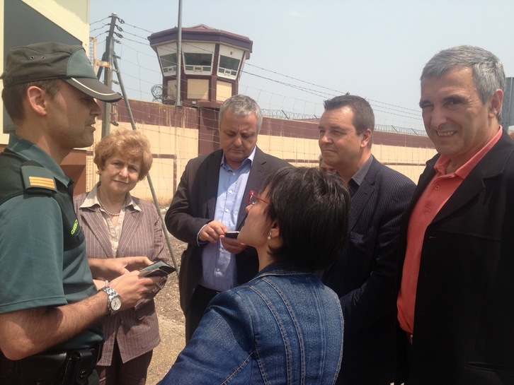 La Guardia Civil ha identificado a varios representantes políticos. (ARALAR)