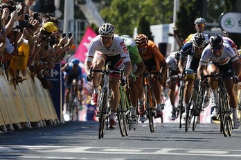 La sexta etapa se ha decidido al sprint. (Pascal GUYOT/AFP) 