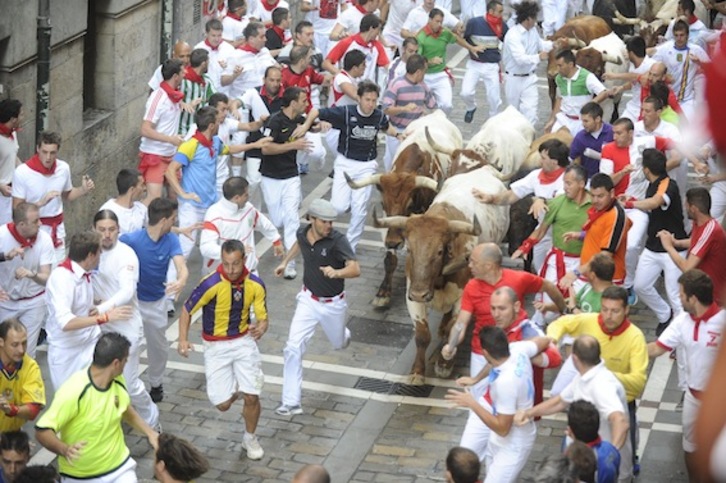 El encierro de los torrestrella ha sido rápido y peligroso. (Jon URBE/ARGAZKI PRESS)