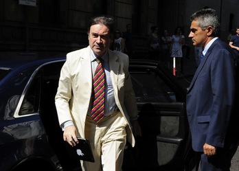 Pedro J. Ramírez, a su llegada a la Audiencia Nacional. (Dominique FAGET/AFP)