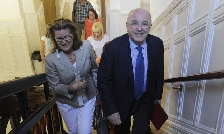 Joaquín Almunia, a su llegada al Palacio Miramar. (ARGAZKI PRESS)