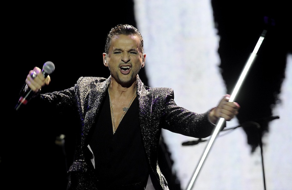 <strong>Depeche Mode</strong>