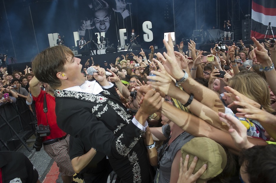 <strong>Hives</strong>