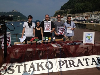 Comparecencia celebrada en el puerto esta mañana (DONOSTIAKO PIRATAK)