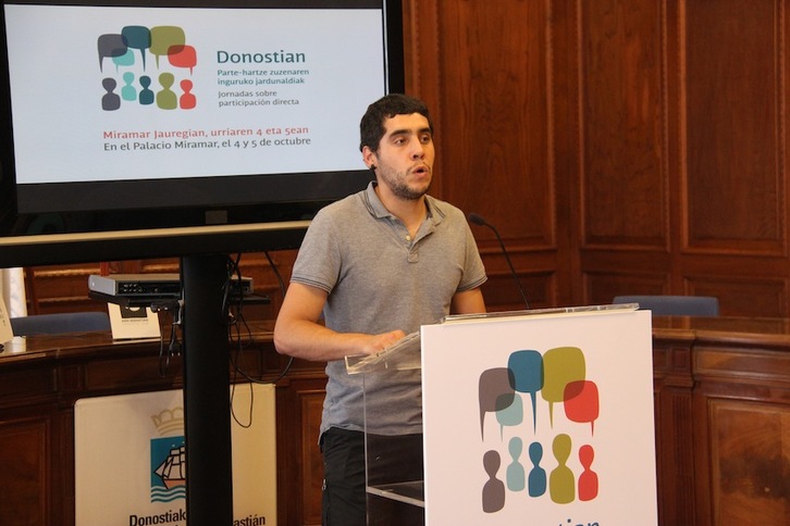 Axier Jaka, concejal donostiarra de Participación. (NAIZ.INFO)