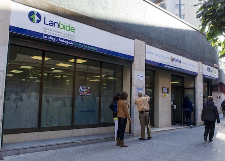 Lanbideren bulegoa Bilbon. (Monika DEL VALLE / ARGAZKI PRESS)