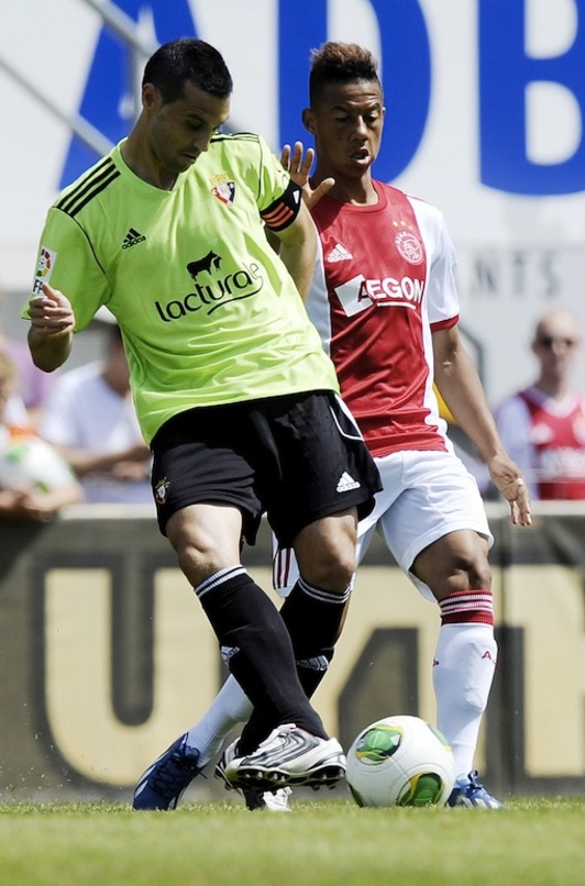 Flaño, durante el choque de pretemporada contra el Ajax. (Jan KANNING / AFP PHOTO)