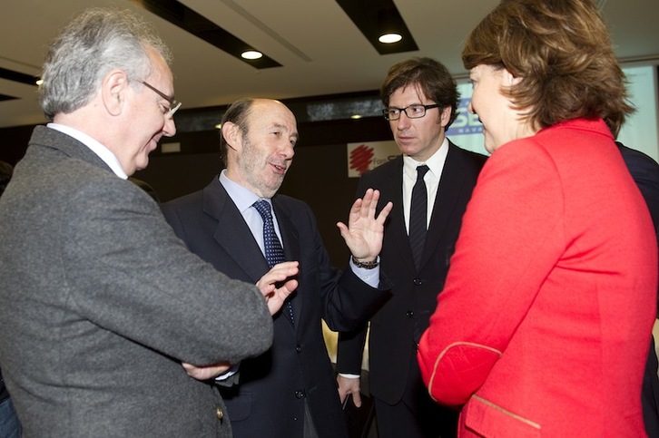 Sanz, Rubalcaba, Moscoso y Barcina. (Idoia ZABALETA / ARGAZKI PRESS)