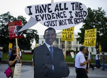 Protesta contra la guerra a las puertas de la Casa Blanca. (Saul LOEB / AFP PHOTO)