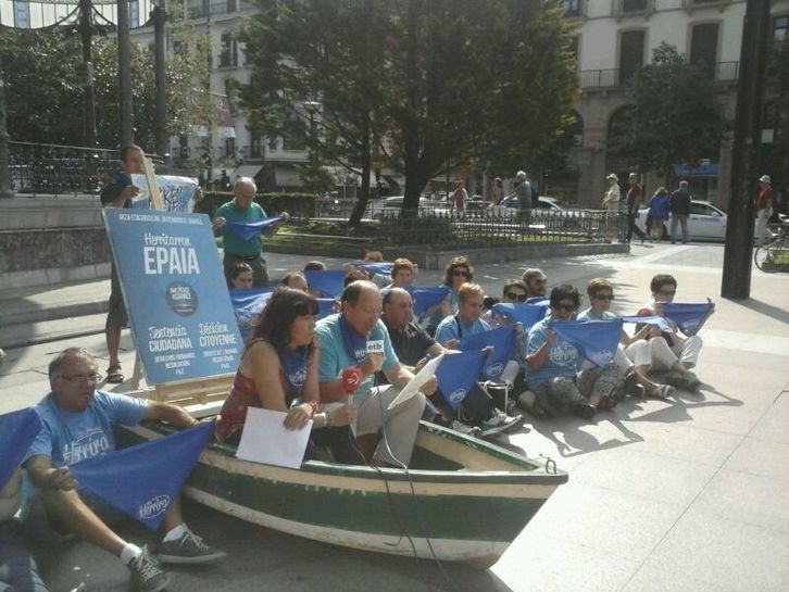 Bulebarrean aurkeztu du Herrirak ekimena. (HERRIRA)