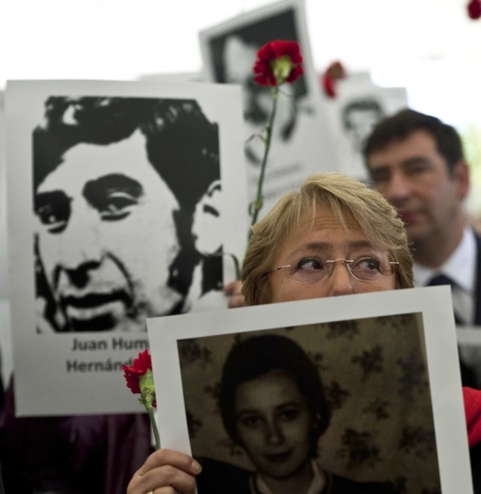 La expresidenta chilena Michelle Bachelet participa en el homenaje en Villa Grimaldi. (Martin BERNETTI/AFP PHOTO) La expresidenta chilena Michelle Bachelet participa en el homenaje en Villa Grimaldi. (Martin BERNETTI/AFP PHOTO)