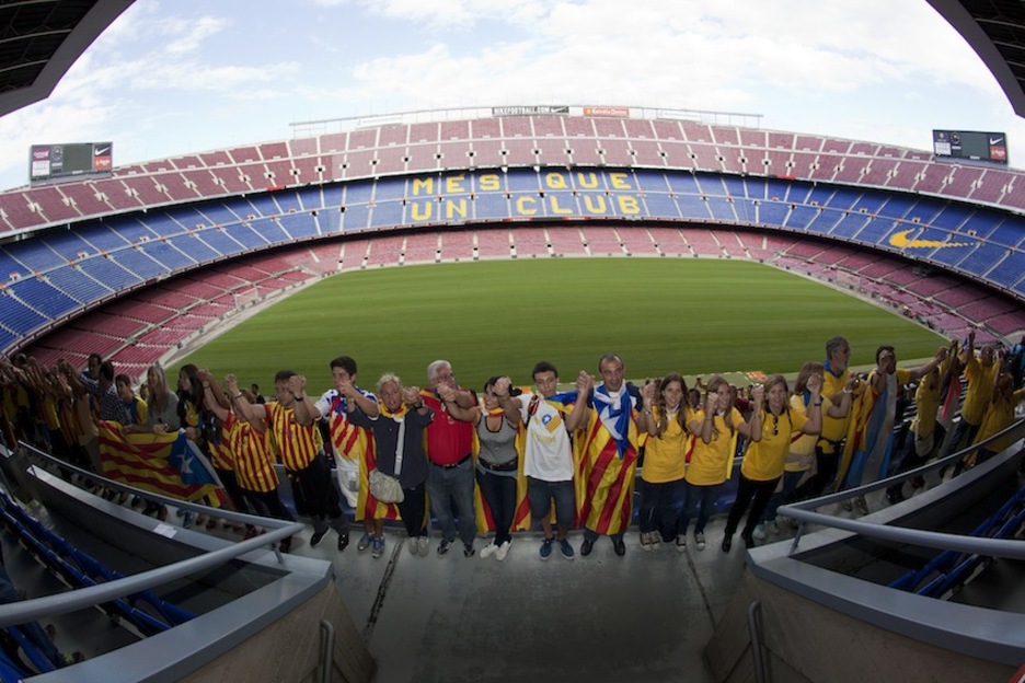 El clamor independentista también se ha dejado escuchar en el Camp Nou. (Quique GARCIA/AFP)
