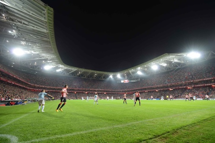 Giroa bikaina izan da San Mames Barrian jokatu den lehen partidan. (ARGAZKI PRESS)