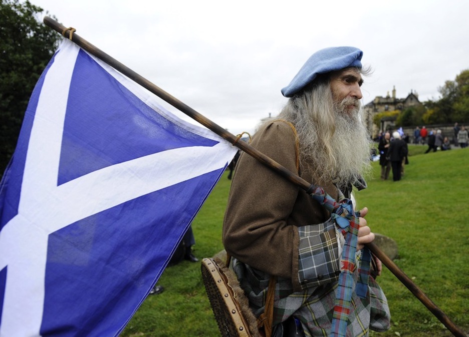 Independentziaren aldeko martxa Edinburgen. Independentziaren aldeko martxa Edinburgen.