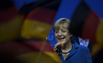 Merkel durante su intervención tras conocer los resultados electorales. (Johannes EISELE / AFP)