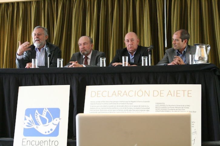 Rueda de prensa ofrecida por los organizadores del encuentro de México. (NAIZ.INFO)
