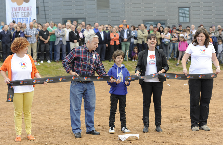 Jaialdiaren hasiera ekitaldia. (Jagoba MANTEROLA / ARGAZKI PRESS)