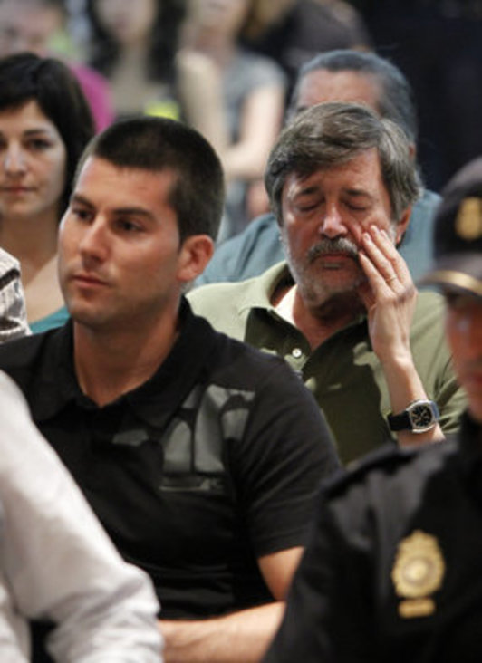 Arkaitz Rodríguez, durante un momento del juicio, con Rafa Díez al fondo. (POOL EFE)