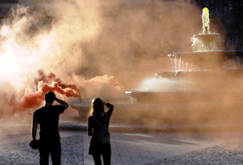 Kea eta suziriak ere izan dira manifestazioan. (Marisol RAMIREZ / ARGAZKI PRESS)