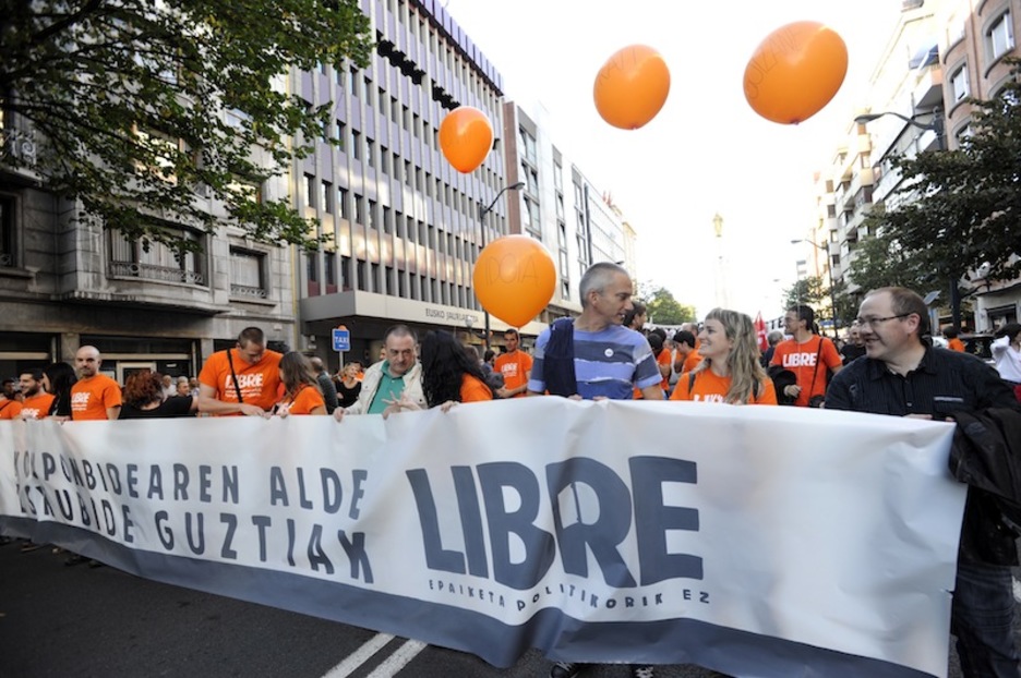 Bi sumarioetako auzipetuek eraman dute buruko pankarta. (Marisol RAMIREZ / ARGAZKI PRESS)