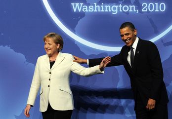 Merkel con Obama durante una visita a Washington en 2010. (Jewel SAMAD / AFP)