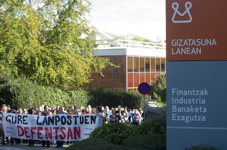 Movilización de los trabajadores de Fagor en Arrasate. (Raúl BOGAJO / ARGAZKI PRESS)