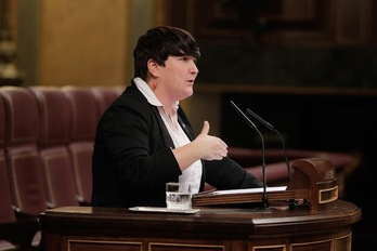 Onintza Enbeita, parlamentaria de Amaiur, ha interpelado al Gobierno español sobre las torturas. (J. DANAE / ARGAZKI PRESS)