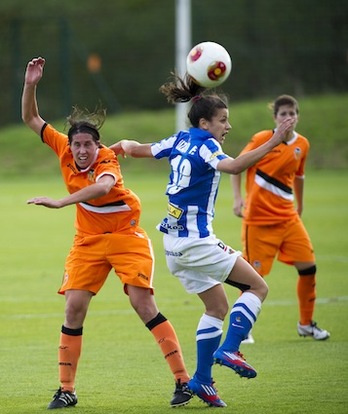 Reala eta Valentziaren aurkako neurketaren une bat. (Juan Carlos RUIZ/ARGAZKI PRESS)