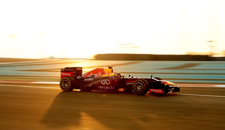 Vettel Abu Dabiko zirkuituan. (Tom GANDOLFINI / AFP)