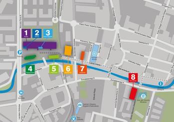 Azokako sustatzaile eta eragileak, Landakoko aurkezpenean. (Luis JAUREGIALTZO/ARGAZKI PRESS)